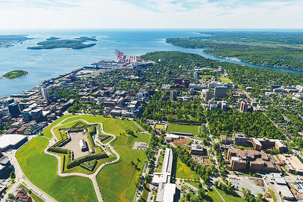 高い教育を求める方はカナダがオススメ！