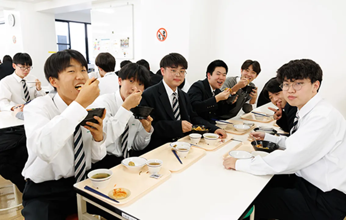 給食