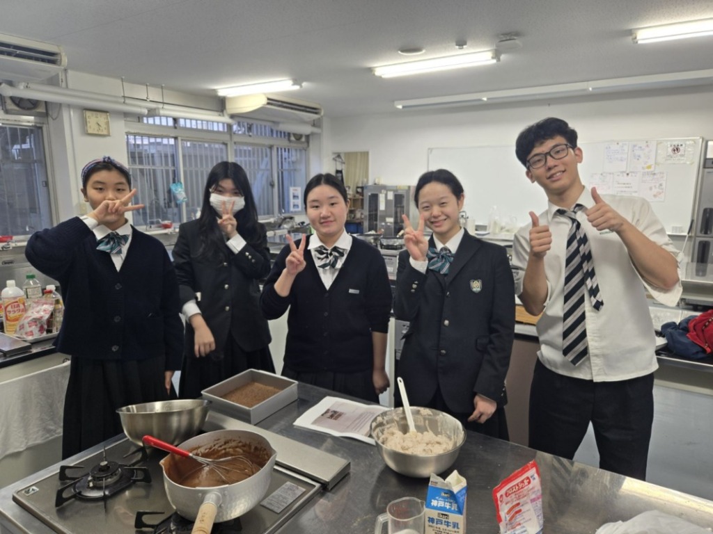 ESS made chocolate cream pie for Thanksgiving!